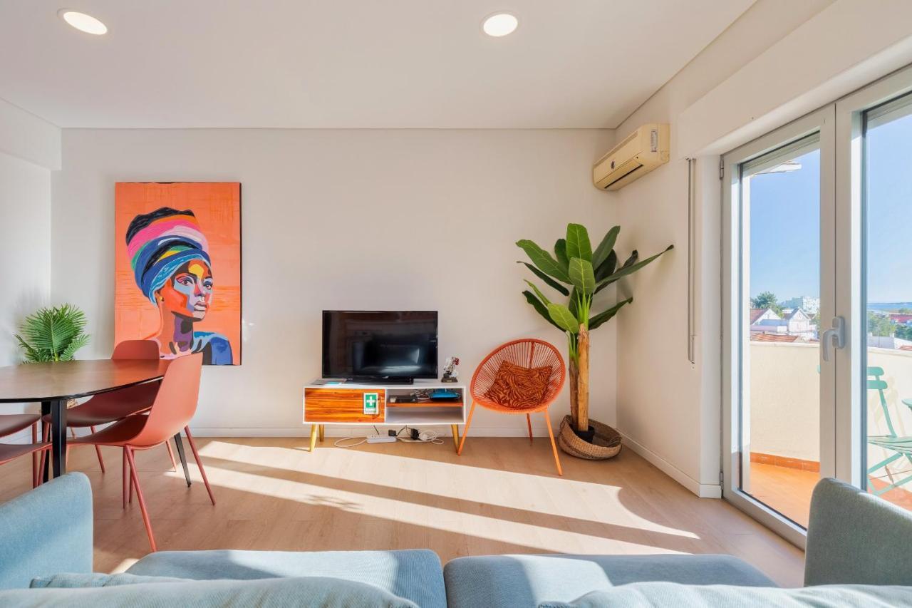 Setubal Downtown Soho Apartment ภายนอก รูปภาพ