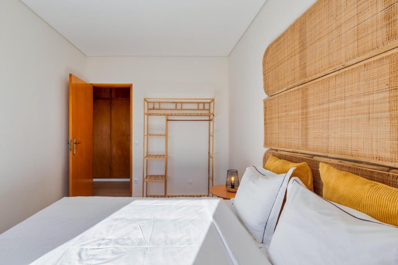 Setubal Downtown Soho Apartment ภายนอก รูปภาพ