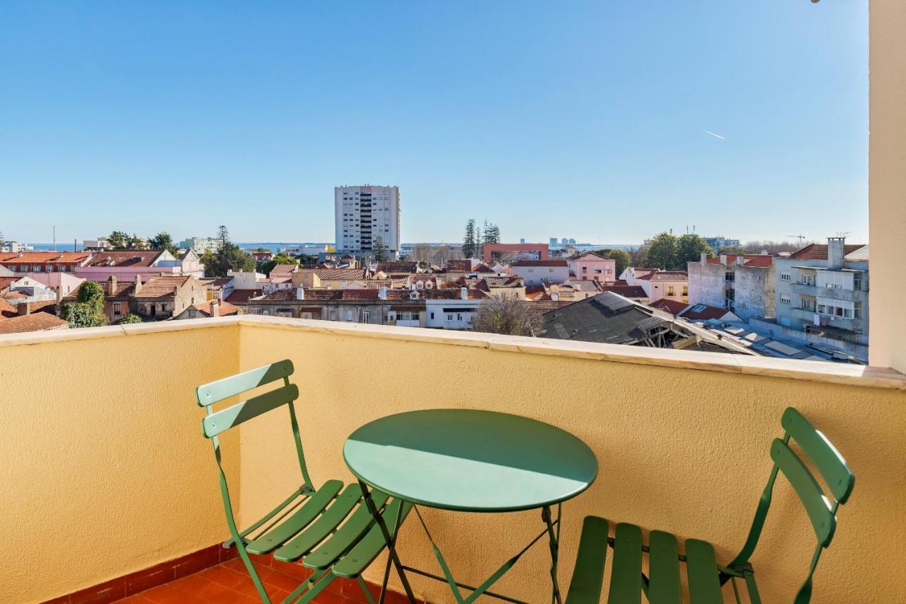 Setubal Downtown Soho Apartment ภายนอก รูปภาพ